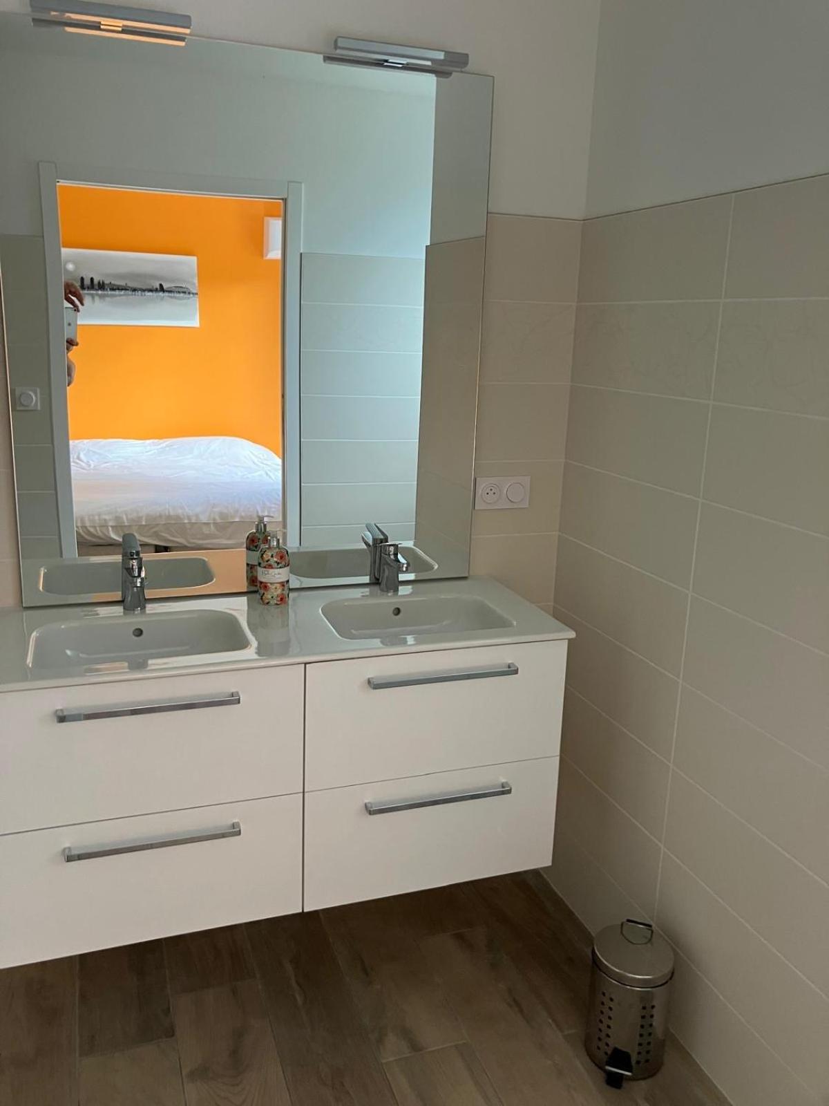 Domaine Des Peyries - Chambres Et Table D'Hotes Saint-Barthelemy-d'Agenais 외부 사진